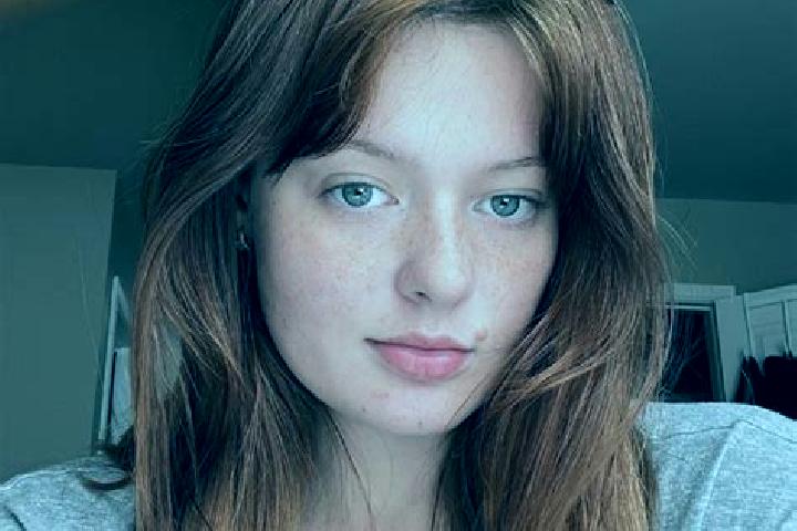 Madison, 21, a auburn brown-eyed caucasian companion based in Dayr Istiya. Offering Girlfriend Experience, OWO, Couples. Available for incall and outcall, ov...