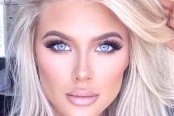 Madison, 21, a platinum blonde grey-eyed asian companion based in Champs-sur-Marne. Offering OWO, Prostate Massage, Striptease. Available for incall and outc...
