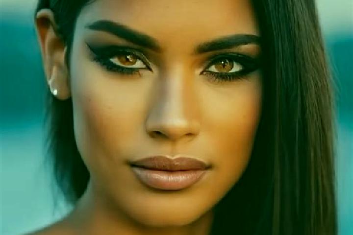 Madison, 22, a black amber-eyed latina companion based in Pleasureville. Offering 69, Travel Companion, BDSM, OWO. Available for incall and outcall, day and ...