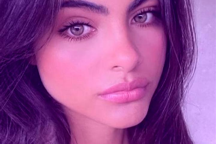 Madison, 22, a chestnut green-eyed indian companion based in Salvaleon de Higueey. Offering Massage, OWO, Domination. Available for incall and outcall, overn...