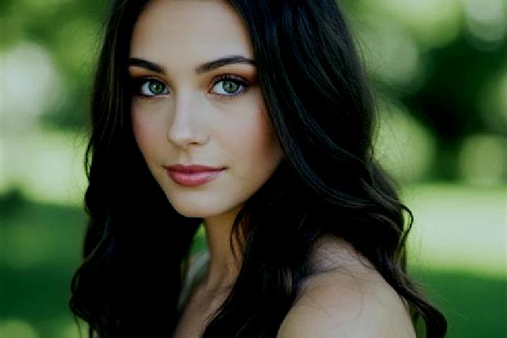 Madison, 23, a brunette hazel-eyed ebony companion based in El Dorado. Offering A-Level, Couples, Deep French Kissing, Massage, Party Girl. Available for inc...