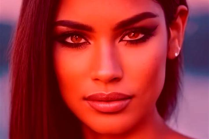 Madison, 24, a red grey-eyed latina companion based in Innerleithen. Offering OWO, Domination, Prostate Massage. Available for incall and outcall, day and ev...