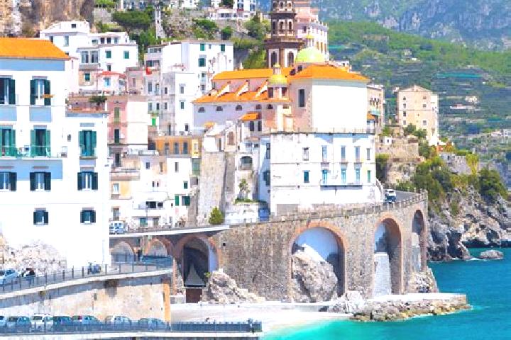 Madison, 24 — Escort in Casapesenna, Italy