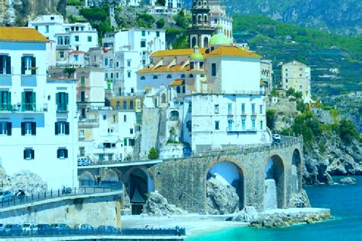 Madison, 24 — Escort in Castelnuovo d Elsa, Italy