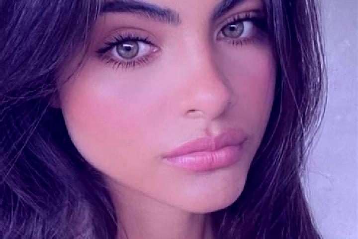 Madison, 25, a black green-eyed indian companion based in Centennial Park. Offering Striptease, OWO, CIM, Dinner Date, Domination. Available for incall and o...