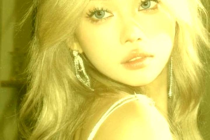 Madison, 25, a blonde grey-eyed asian companion based in New Madrid. Offering Erotic Massage, Travel Companion, Tantra, Overnight. Available for incall and o...