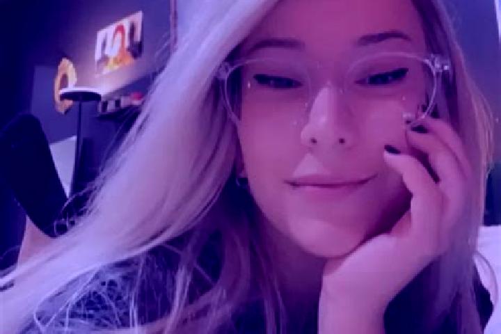 Madison, 25, a blonde grey-eyed latina companion based in Piggs Peak. Offering Fetish, Couples, Dinner Date. Available for incall and outcall, overnight book...