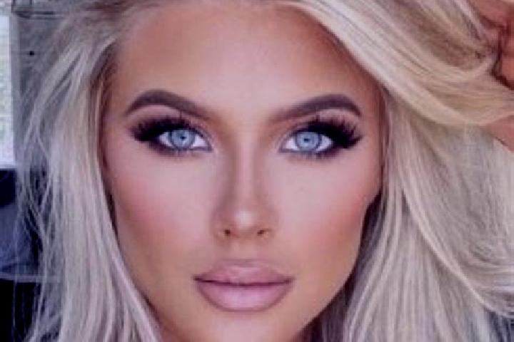 Madison, 25, a platinum blonde amber-eyed european companion based in Frankston. Offering Girlfriend Experience, Erotic Massage, BDSM. Available for incall a...