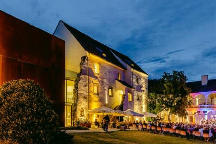 Madison, 26 — Escort in Birkfeld, Austria