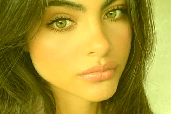 Madison, 27, a auburn dark-eyed indian companion based in Zwoelfaxing. Offering Dinner Date, Erotic Massage, Tantra. Available for incall and outcall, overni...