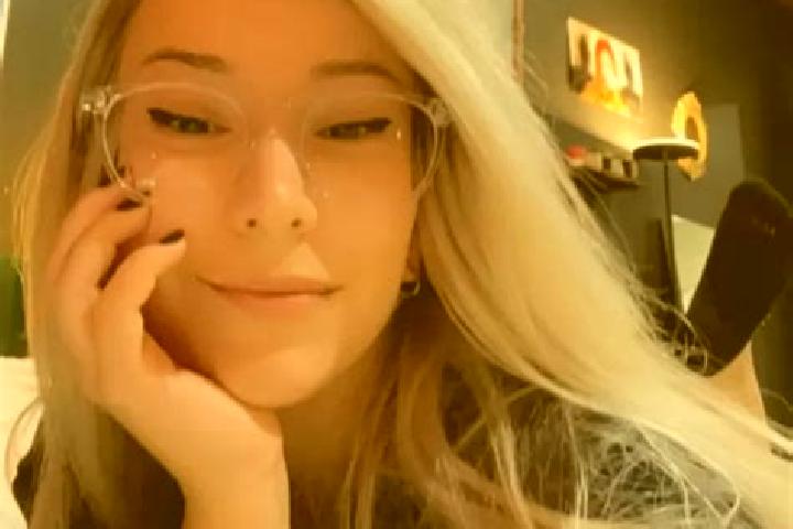 Madison, 27, a blonde amber-eyed indian companion based in West Chazy. Offering Duos, Overnight, Tantra, Party Girl. Available for incall and outcall, overni...
