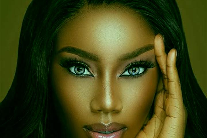 Madison, 27, a red blue-eyed ebony companion based in Willingen. Offering BDSM, Deep French Kissing, Party Girl. Available for incall and outcall, overnight ...