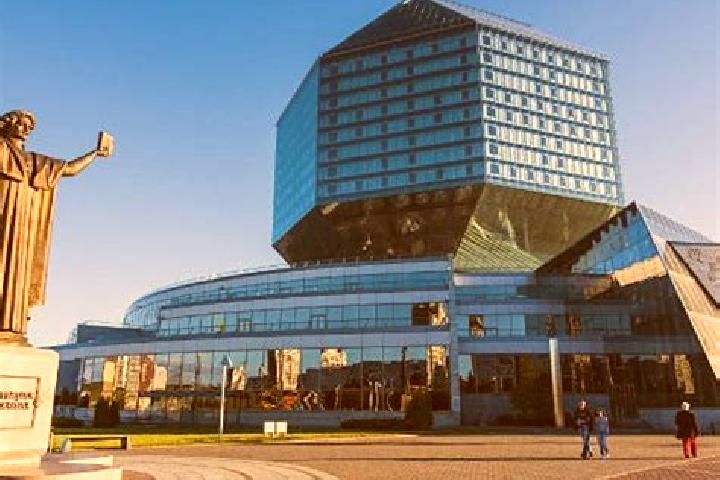 Madison, 27 — Escort in Tsimkavichy, Belarus