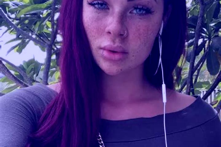 Madison, 28, a red dark-eyed caucasian companion based in Neumarkt an der Ybbs. Offering Overnight, Duos, Roleplay, Party Girl. Available for incall and outc...