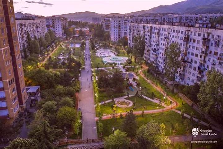 Madison, 28 — Escort in Gldani, Georgia