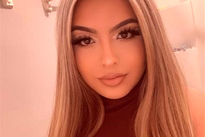Madison, 29, a blonde amber-eyed latina companion based in Stepanov. Offering Travel Companion, Couples, Striptease, 69, A-Level. Available for incall and ou...