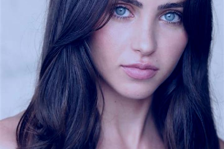 Madison, 29, a brunette dark-eyed caucasian companion based in Louvigne-du-Desert. Offering Travel Companion, Duos, BDSM, Massage. Available for incall and o...
