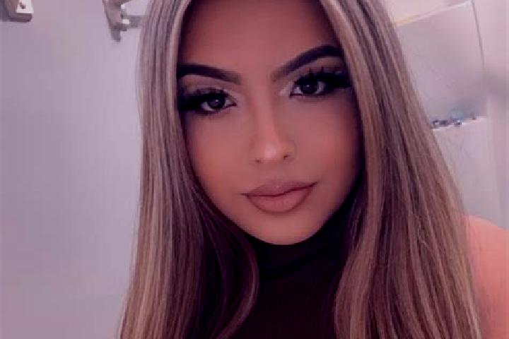 Madison, 30, a blonde amber-eyed latina companion based in Carrascal. Offering Erotic Massage, 69, Duos, OWO. Available for incall and outcall, overnight boo...