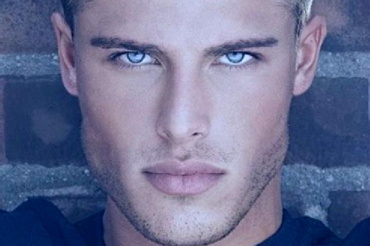 Madison, 31, a blonde grey-eyed caucasian companion based in Iablanita. Offering Couples, Domination, A-Level. Available for incall and outcall, overnight bo...