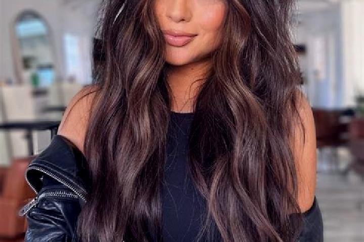 Madison, 31, a brunette brown-eyed asian companion based in Mildenberg. Offering Duos, Striptease, Erotic Massage, Overnight, Roleplay. Available for incall ...