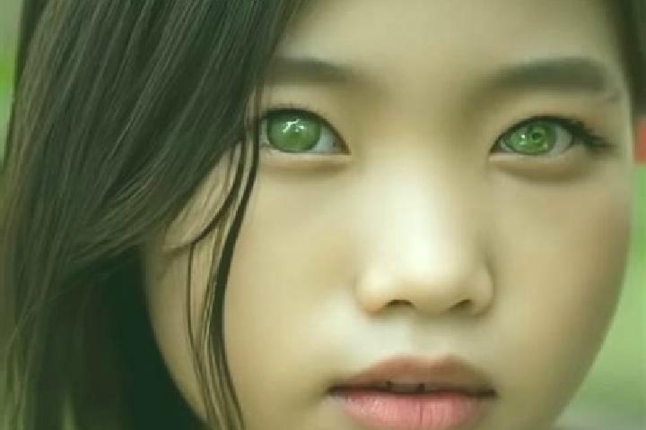Madison, 32, a chestnut green-eyed asian companion based in Weda. Offering Girlfriend Experience, GFE, Tantra. Available for incall and outcall, day and even...