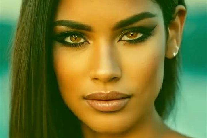 Madison, 32, a red amber-eyed latina companion based in Zhengmo. Offering GFE, Massage, CIM, Striptease. Available for incall and outcall, day and evening da...