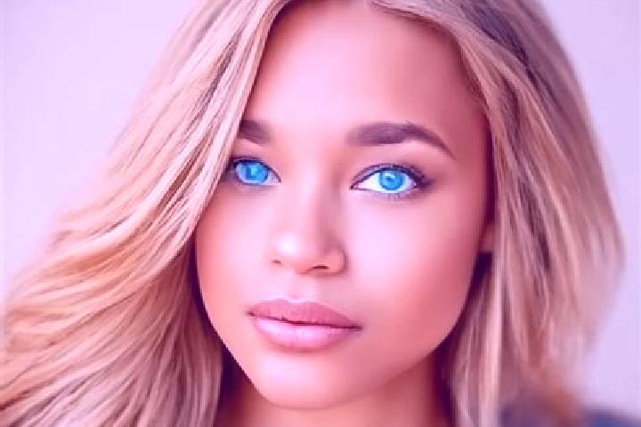 Madison, 33, a blonde blue-eyed latina companion based in Lablachere. Offering Girlfriend Experience, Deep French Kissing, CIM. Available for incall and outc...