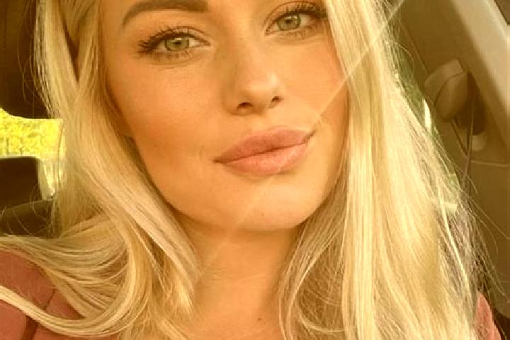 Madison, 34, a blonde hazel-eyed mixed companion based in Pontinvrea. Offering 69, Striptease, Domination, Erotic Massage. Available for incall and outcall, ...