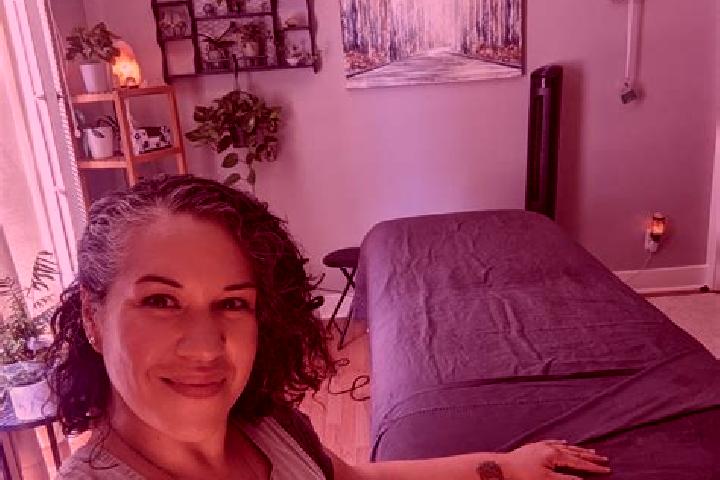 Madison, 34, a red grey-eyed ebony companion based in Atripalda. Offering GFE, BDSM, Erotic Massage, OWO. Available for incall and outcall, overnight booking...