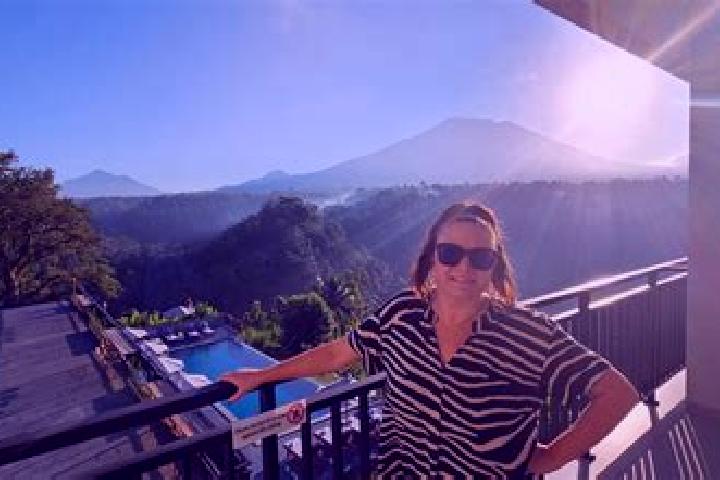 Madison, 34 — Escort in Menanga, Indonesia