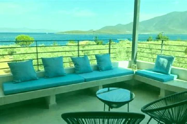 Madison, 34 — Escort in Sourpi, Greece