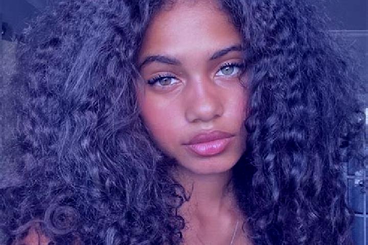 Madison, 35, a black grey-eyed ebony companion based in Yustis. Offering Striptease, Prostate Massage, BDSM. Available for incall and outcall, day and evenin...