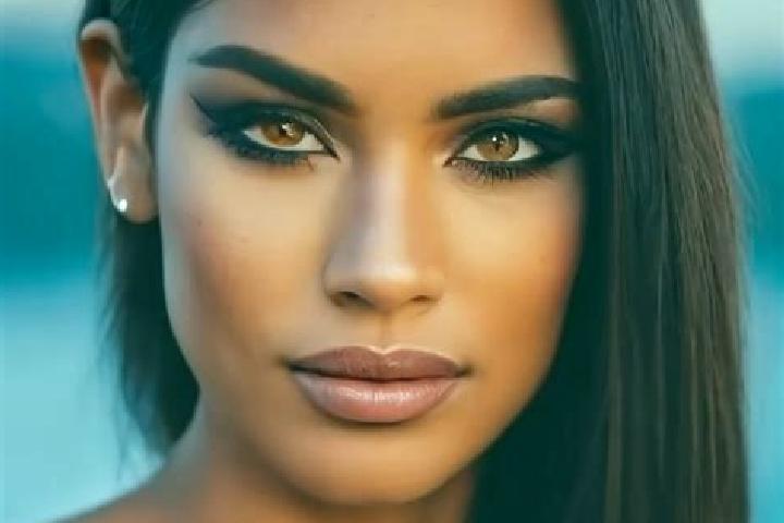 Madison, 36, a black brown-eyed latina companion based in Afragola. Offering Domination, Massage, Erotic Massage, Overnight, Duos. Available for incall and o...