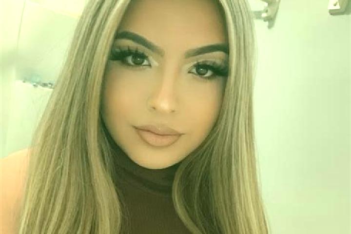 Madison, 36, a blonde amber-eyed latina companion based in Destna. Offering Girlfriend Experience, BDSM. Available for incall and outcall, overnight bookings...