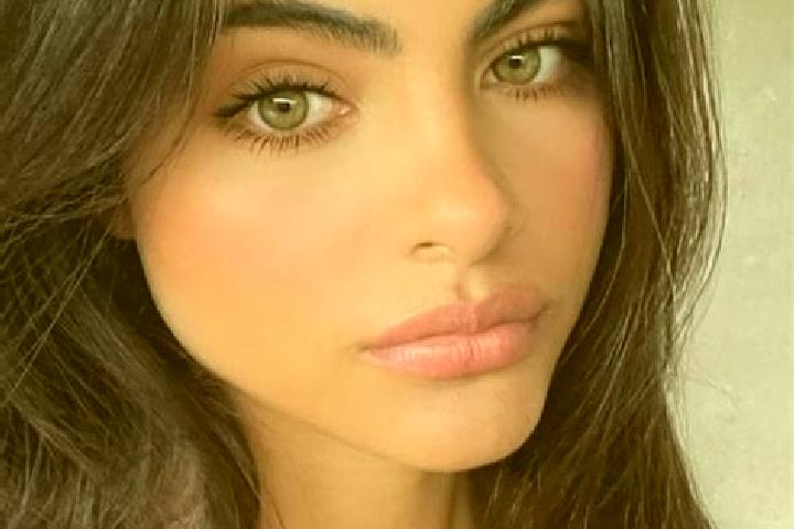 Madison, 37, a brunette green-eyed caucasian companion based in Furthen. Offering Striptease, Massage. Available for incall and outcall, day and evening dates.