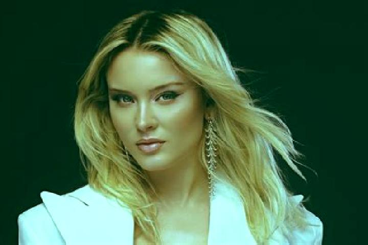 Madison, 38 — Escort in Nea Zichni, Greece