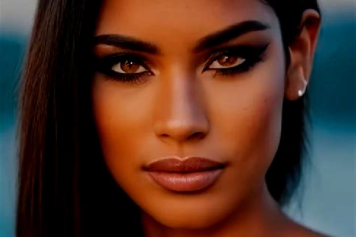 Maya, 20, a black dark-eyed latina companion based in Mandai. Offering Overnight, Tantra, OWO. Available for incall and outcall, overnight bookings available.