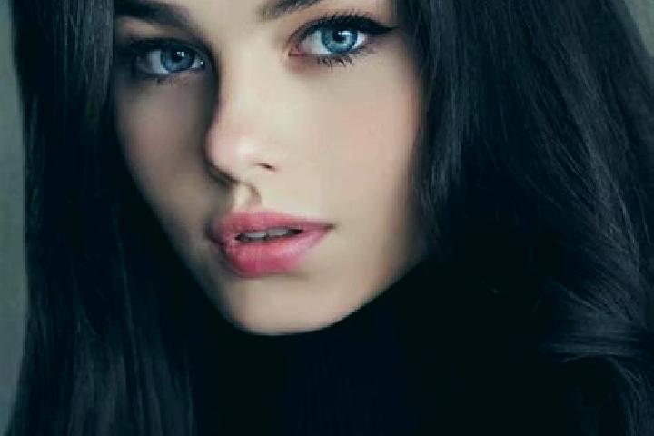 Maya, 20, a brunette grey-eyed slavic companion based in Zhangzhuang. Offering Dinner Date, A-Level, Travel Companion, Erotic Massage. Available for incall a...