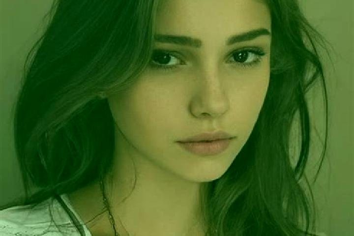 Maya, 20, a chestnut dark-eyed slavic companion based in Rositz. Offering Duos, BDSM, CIM, OWO, Tantra. Available for incall and outcall, day and evening dates.
