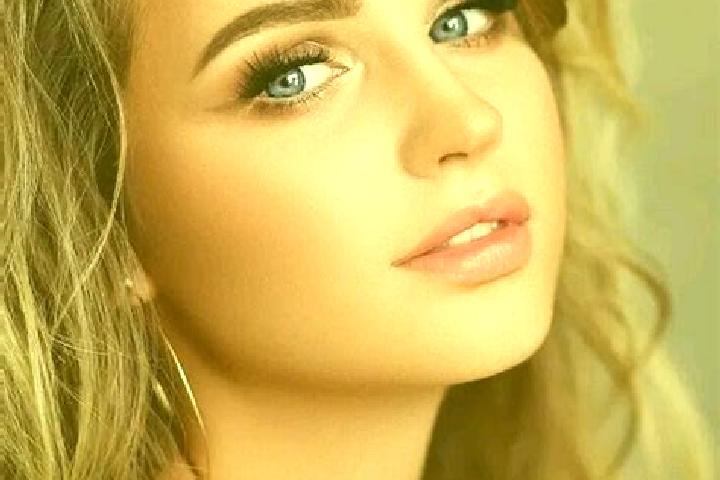 Maya, 20, a dark blonde blue-eyed ebony companion based in Ayyampettai. Offering Striptease, Overnight, Party Girl. Available for incall and outcall, overnig...