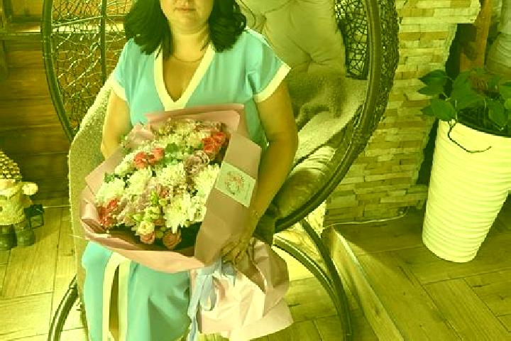 Maya, 20 — Escort in Verkhneye Dubrovo, Russia