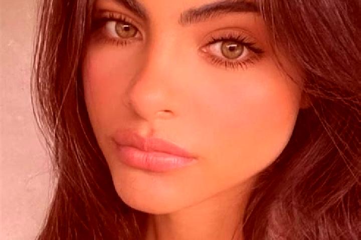 Maya, 21, a black green-eyed indian companion based in Maden. Offering Travel Companion, Couples, Tantra. Available for incall and outcall, overnight booking...