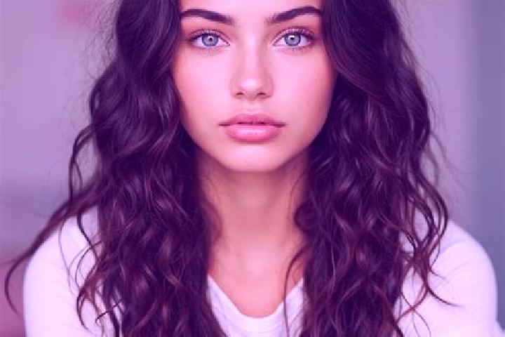 Maya, 22, a brunette dark-eyed mediterranean companion based in Kofud Mozhdeh. Offering BDSM, Dinner Date, GFE. Available for incall and outcall, day and eve...
