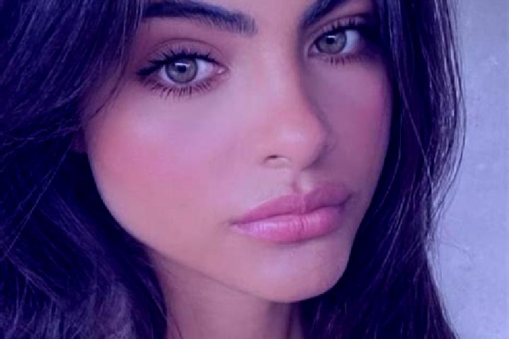 Maya, 22, a brunette green-eyed indian companion based in Cocherel. Offering Dinner Date, Overnight, Couples. Available for incall and outcall, overnight boo...