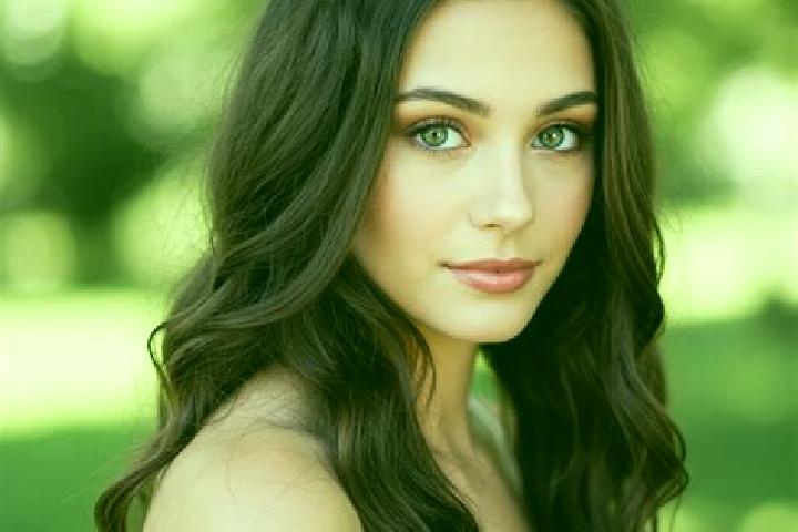 Maya, 22, a dark blonde hazel-eyed indian companion based in Pasturo. Offering Dinner Date, Party Girl. Available for incall and outcall, day and evening dates.