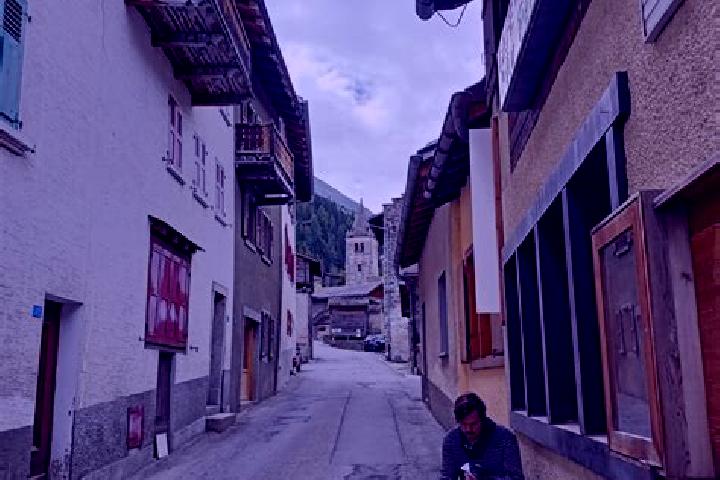Maya, 22 — Escort in Bourg-Saint-Bernard, France