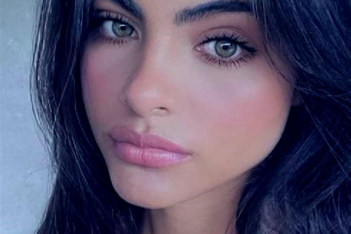 Maya, 23, a black hazel-eyed ebony companion based in Balgstaedt. Offering Couples, Overnight, Roleplay. Available for incall and outcall, day and evening da...