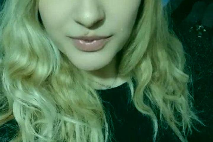 Maya, 23 — Escort in Balcaciu, Romania