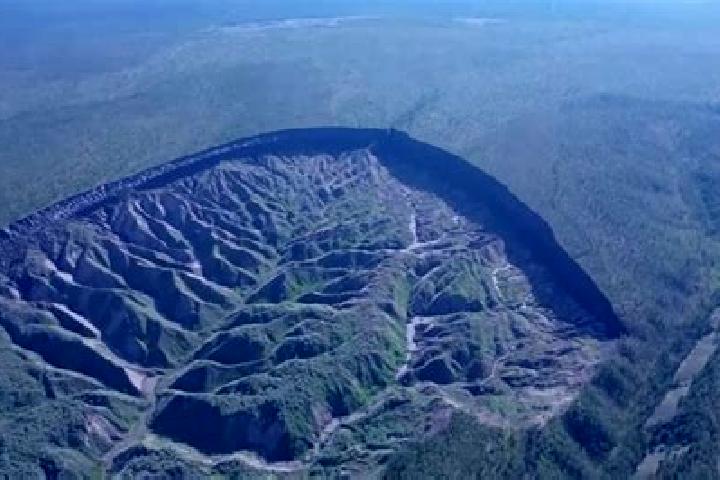 Maya, 23 — Escort in Batagay, Russia
