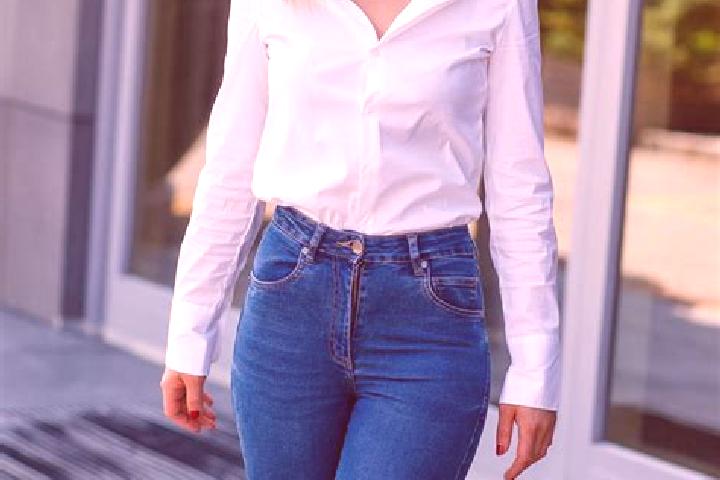 Maya, 23 — Escort in Eslava, Spain